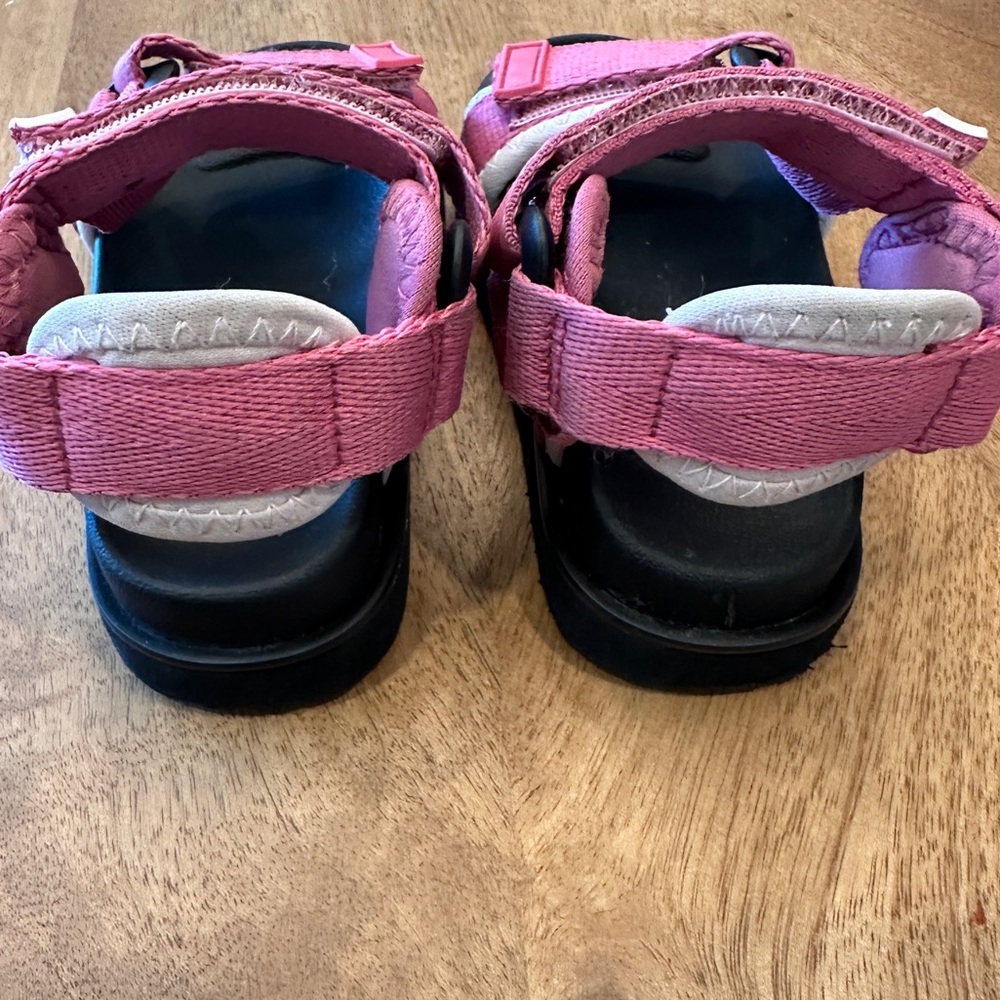 Baby GAP Pink and Black Trek-style Sandals with Adjustable Straps - Picture 4 of 5